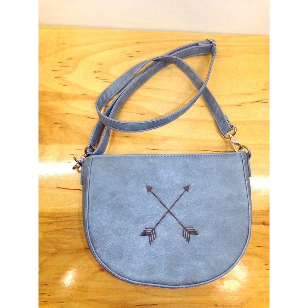 Jewell by Thirty One Half Moon Crossbody Purse Blue‎ with Brown Arrows